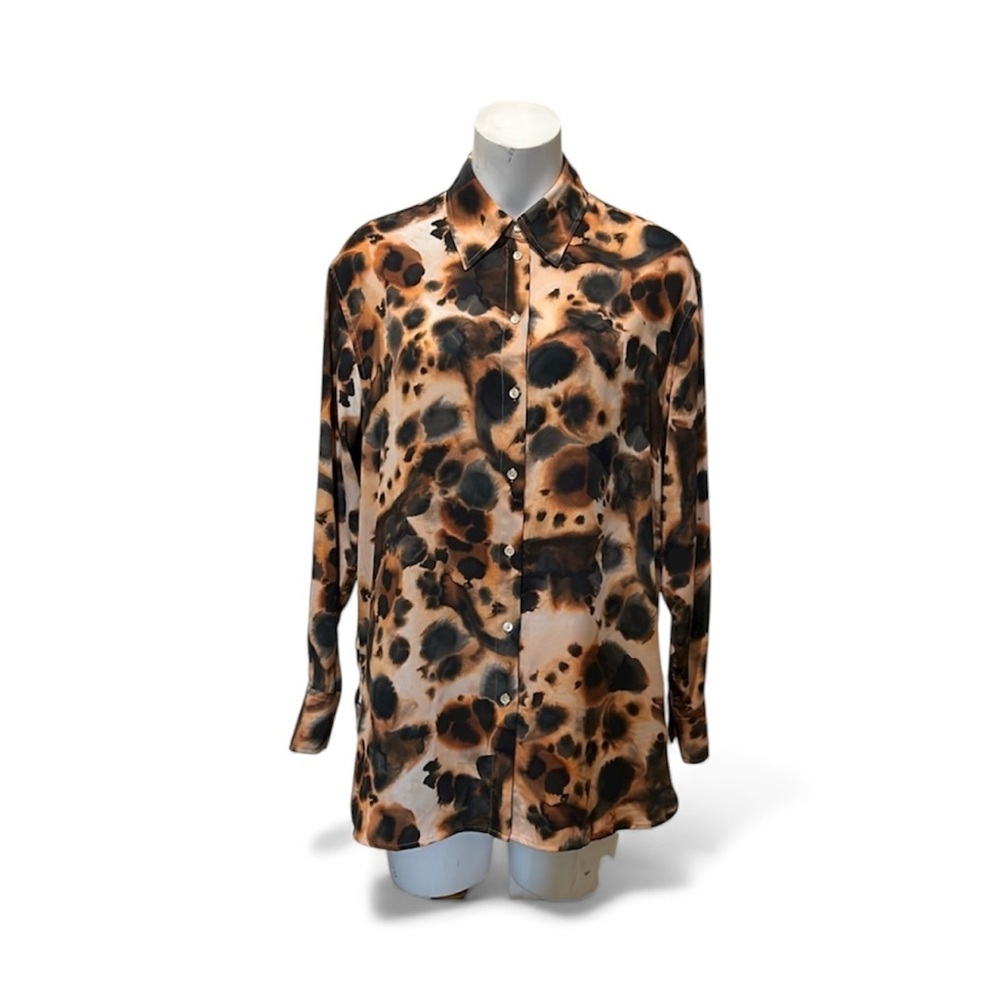 Wilfred Free Aritzia Button Down. Small. Like New - image 1